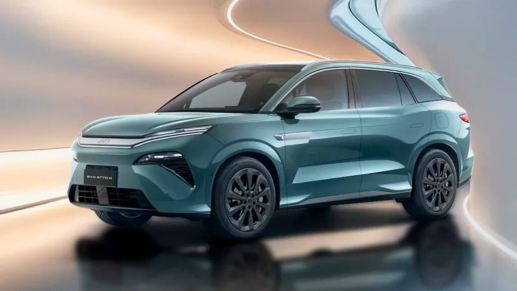 BYD ATTO 8 (2026): Primera Mirada al SUV de Lujo, Tecnología y Potencia Híbrida a un Precio Increíble